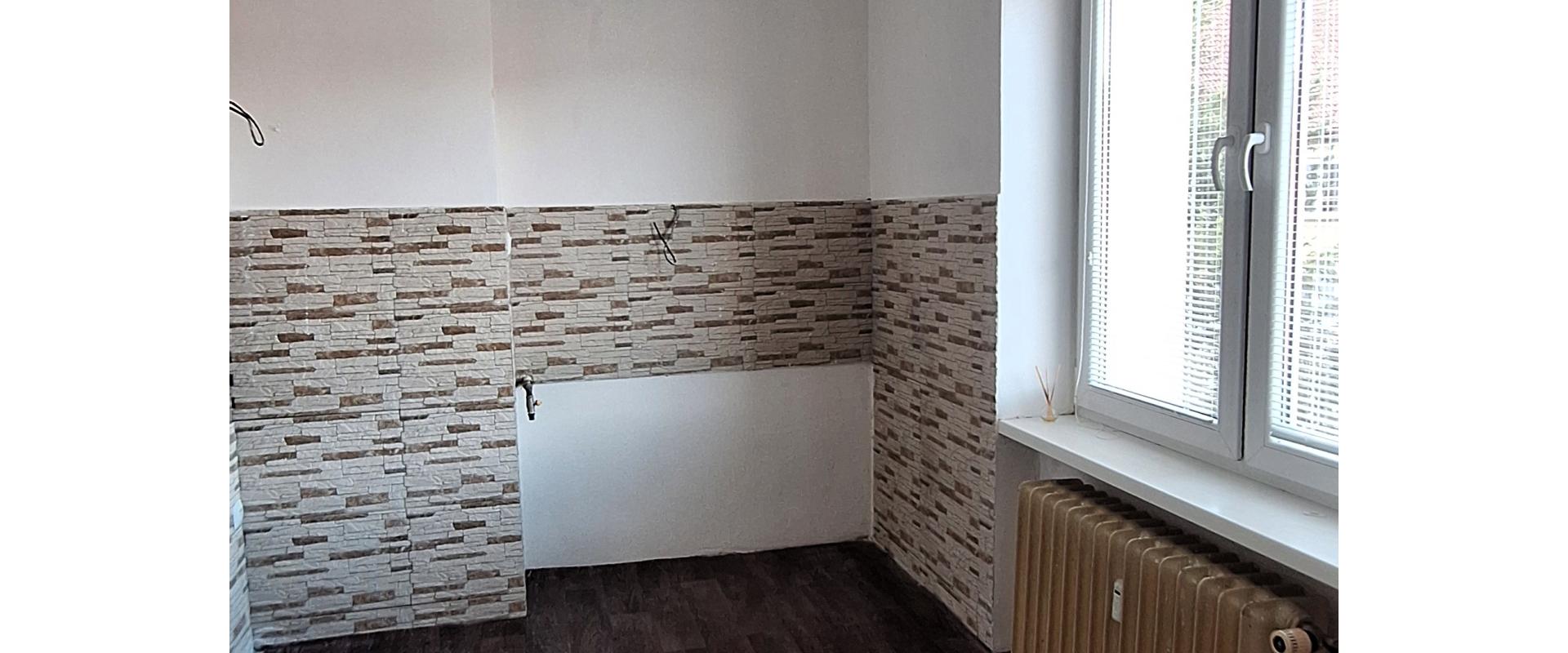 Na predaj 3 - izbový byt s balkónom - 70 m² v centre mesta Humenné.