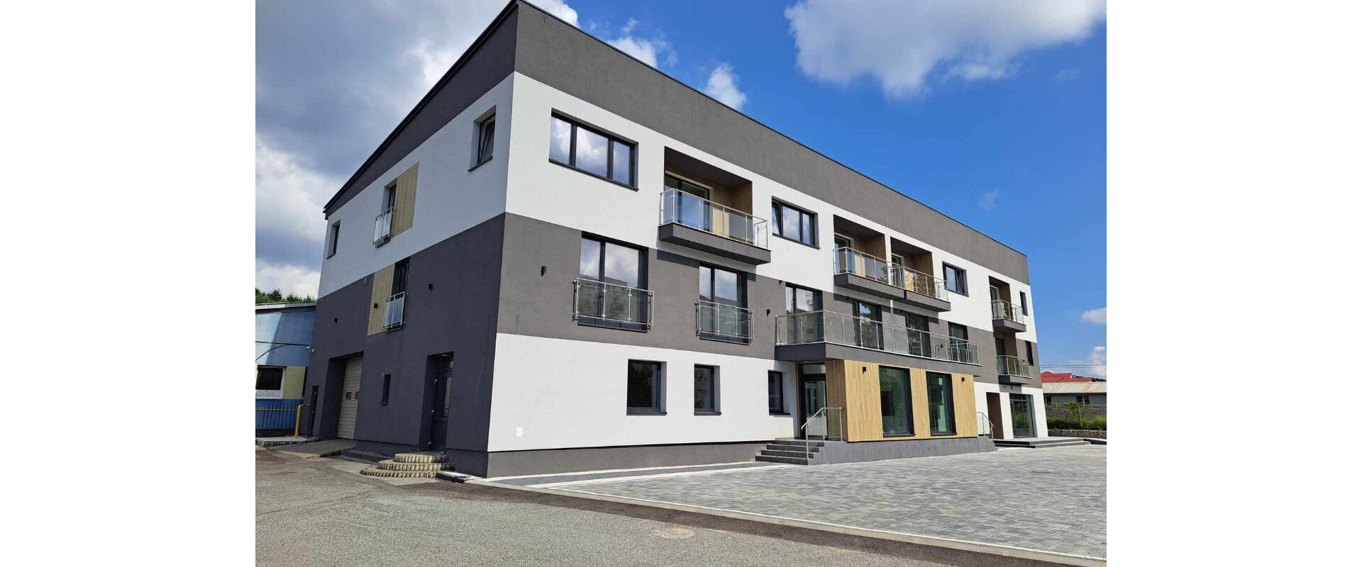 Na dlhodobý prenájom nadštandardný 2 - izbový byt - 59 m² s balkónom vo Svidníku.