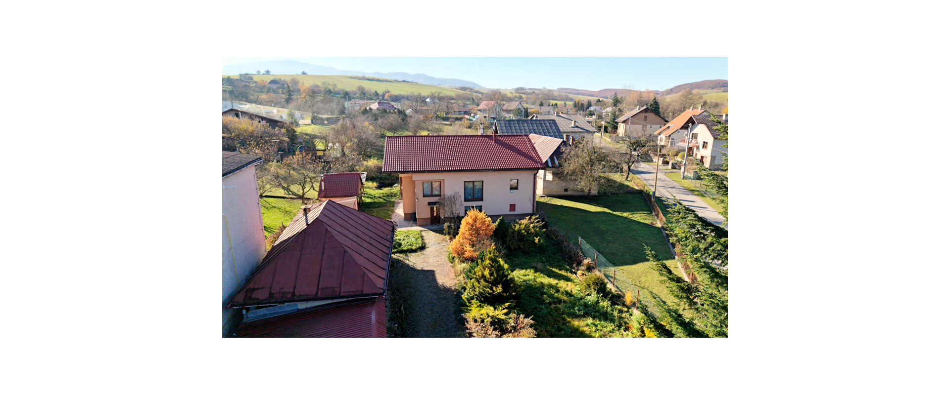 Na predaj priestranný rodinný domu po rekonštrukcii - v obci Medzianky.