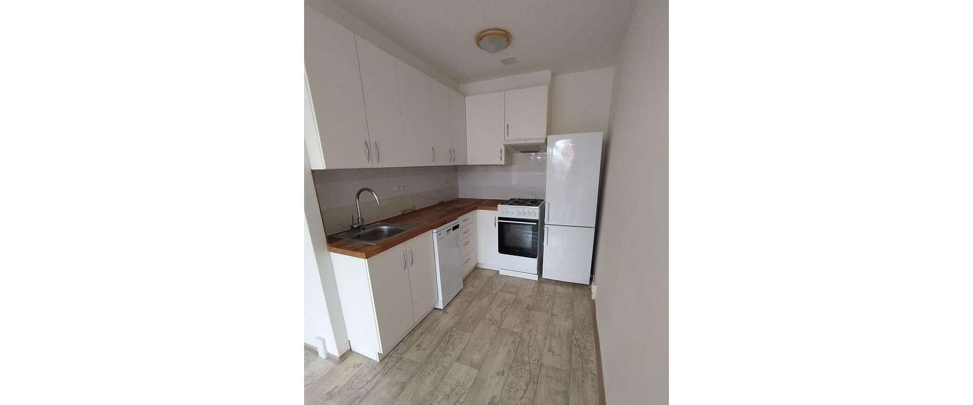 Prenájom priestranného 2-izbového bytu