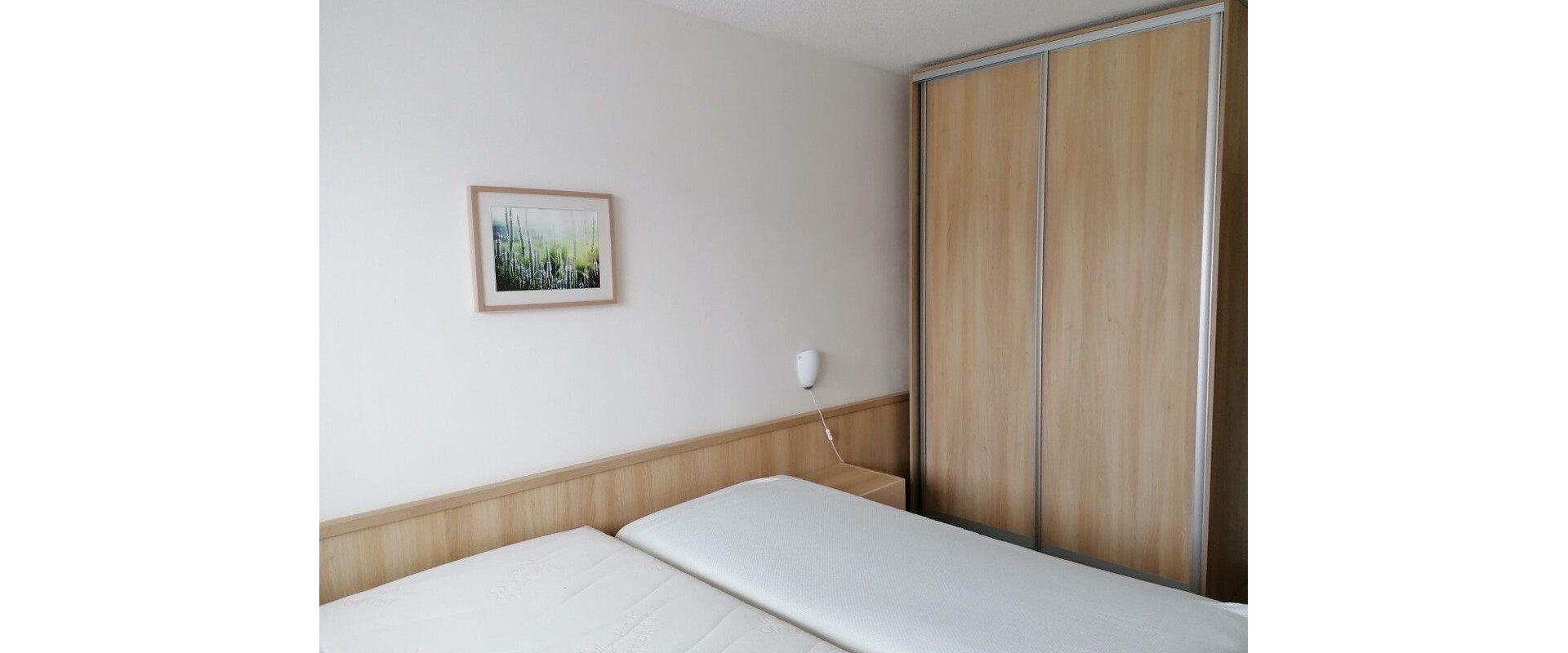 Prenájom priestranného 2-izbového bytu