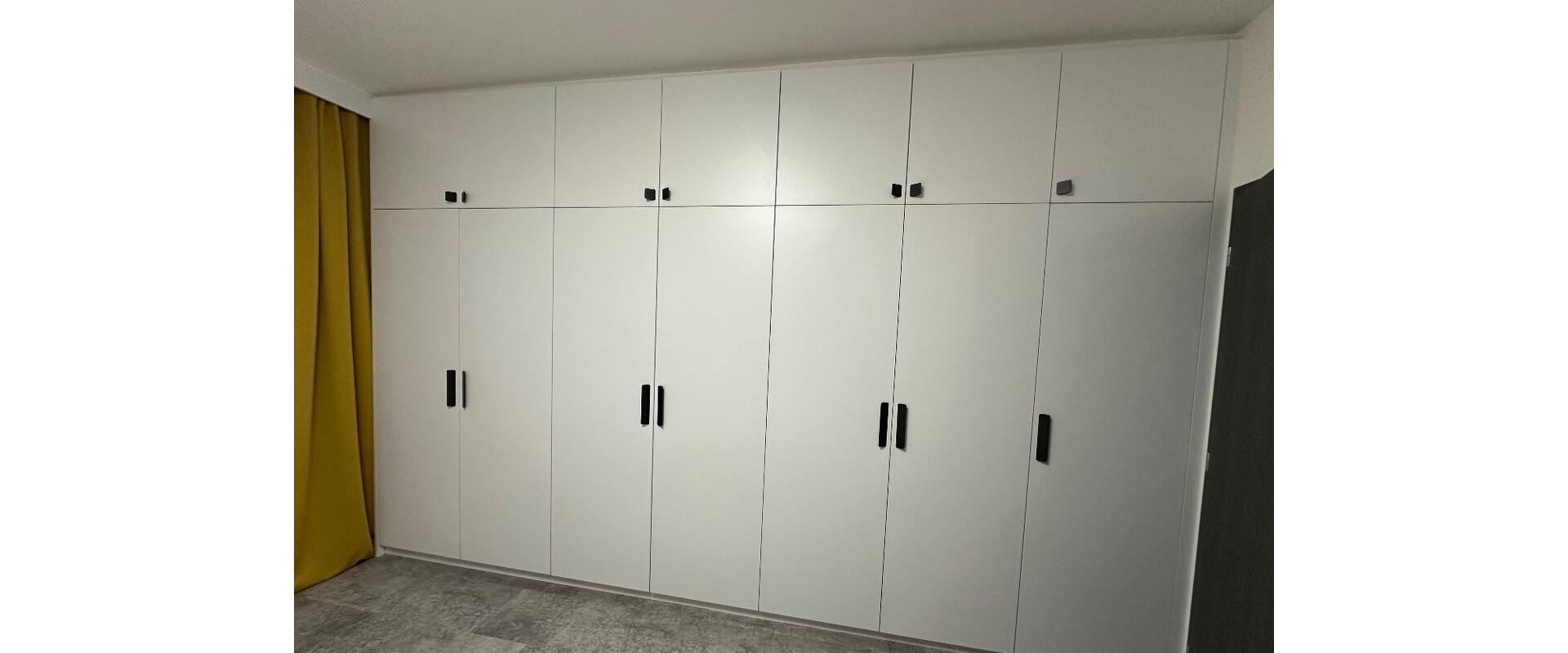 PRENÁJOM: Priestranný 3i byt + 2 loggie - Petržalka