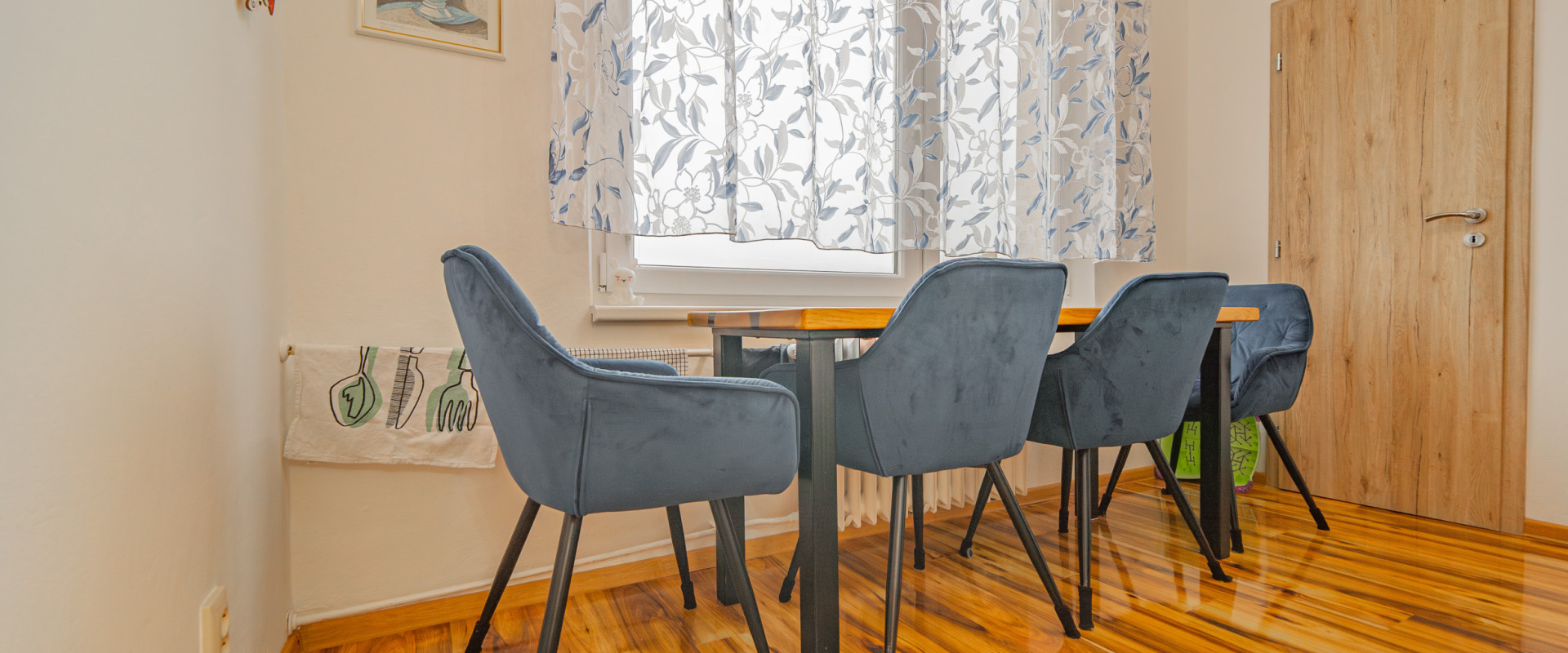 Elegantný 3-izbový byt po rekonštrukcii = Obrancov mieru