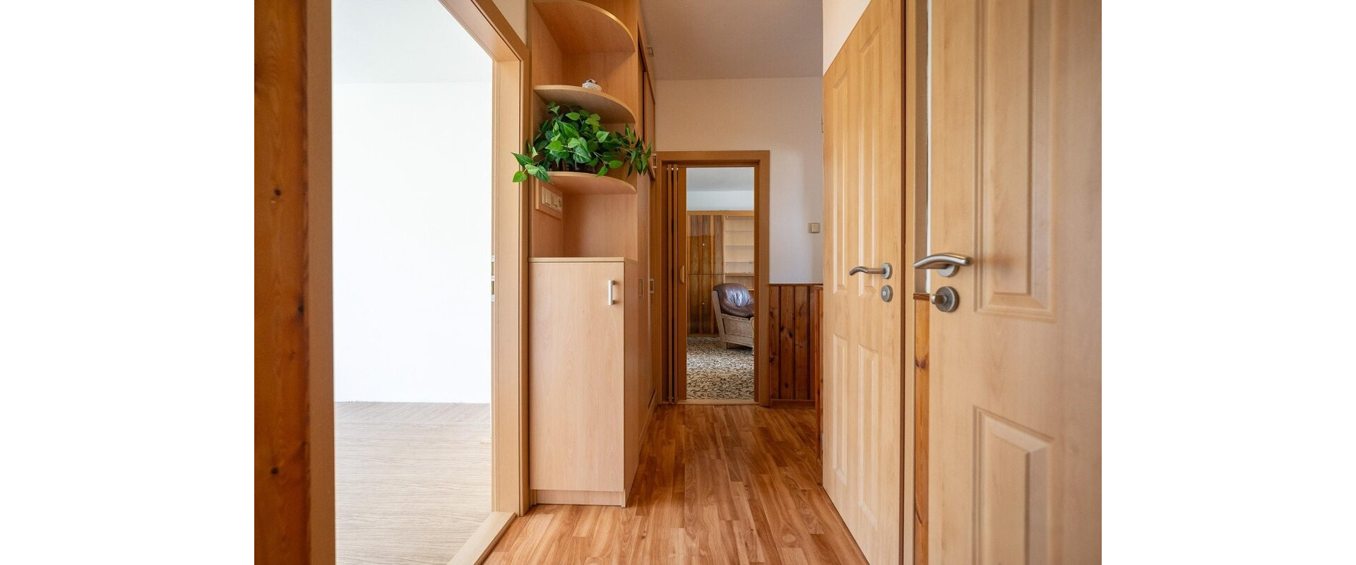 Priestranný 4-izbový byt s balkónom v obľúbenej časti Trnavy