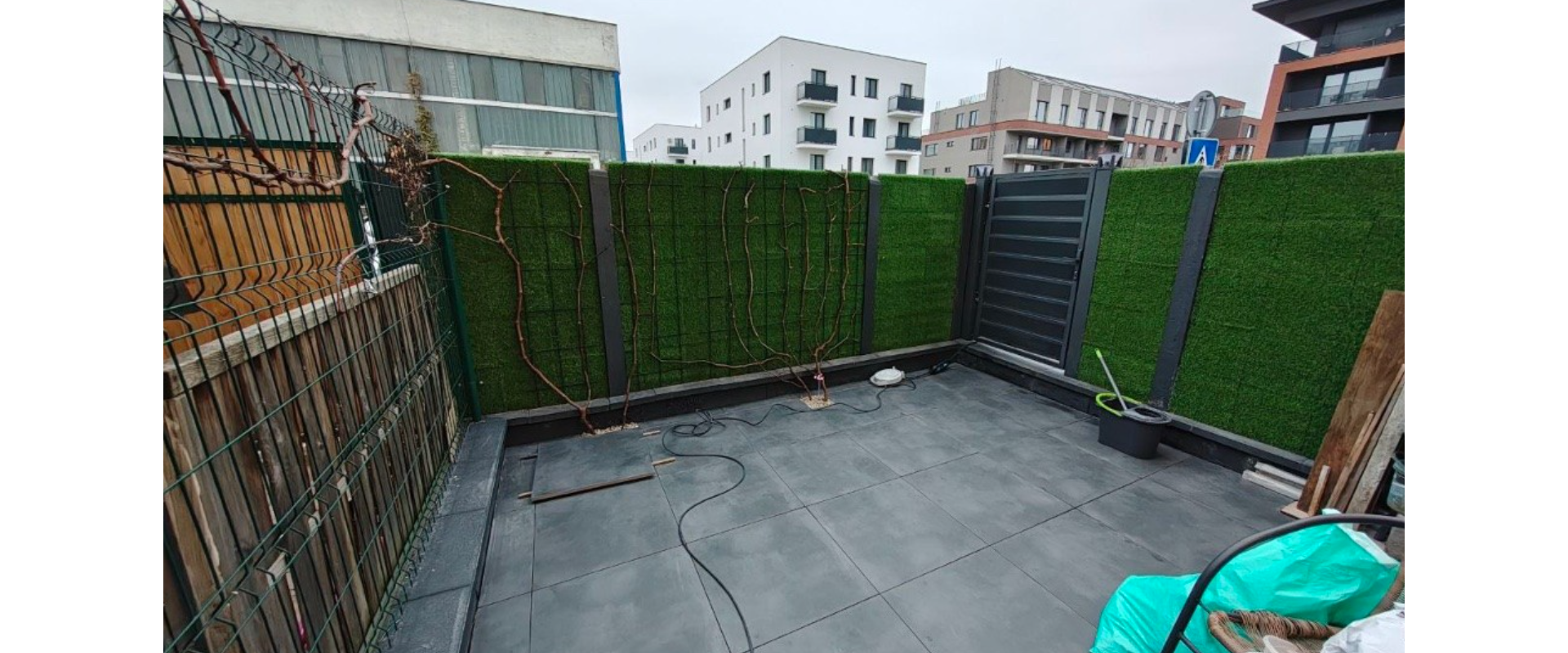 Pet-friendly 1-izbový byt s terasou a parkovacím miestom