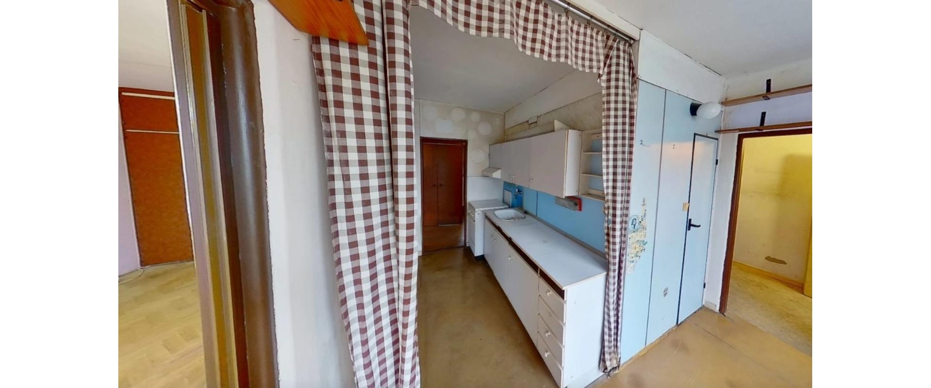 NA PREDAJ 3-IZBOVÝ VEĽKOMETRÁŽNY BYT S NADŠTANDARDOM