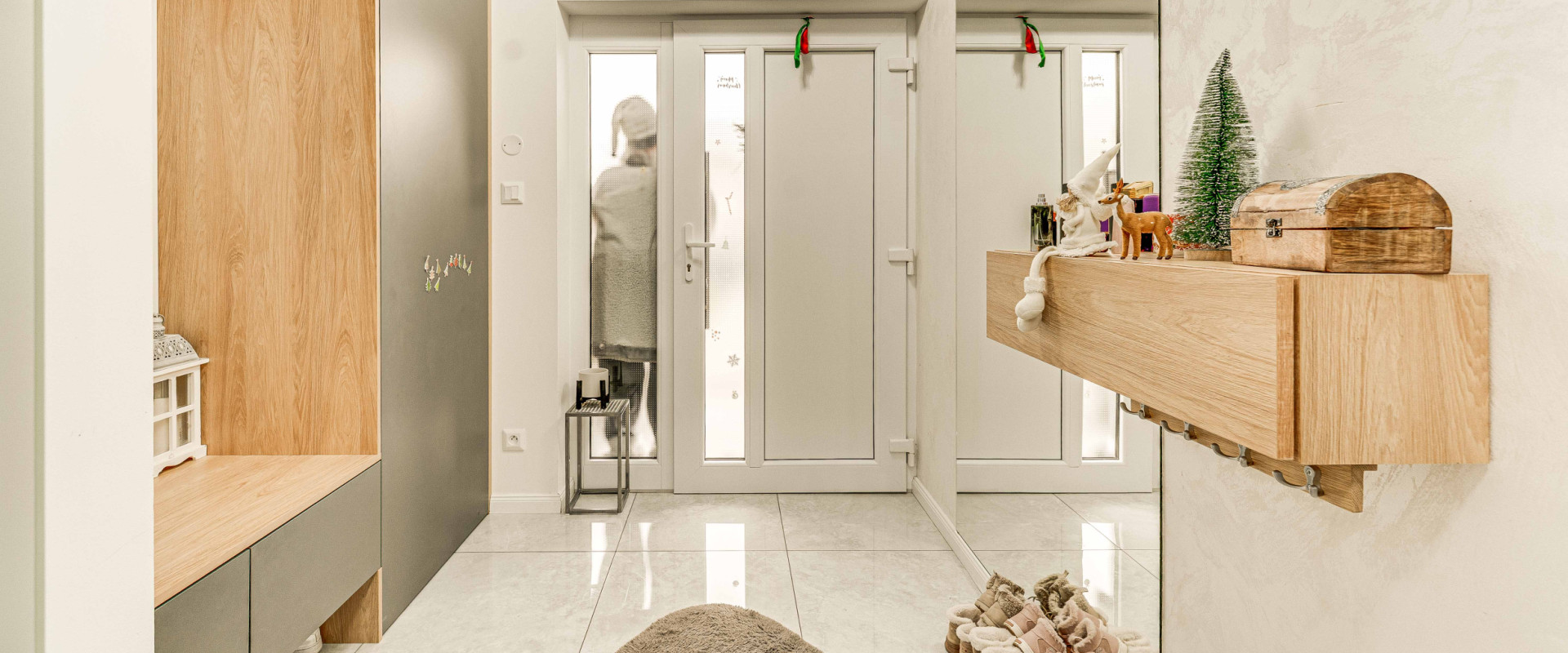 Luxusný rodinný dom s bazénom a veľkým pozemkom – Dvorníky