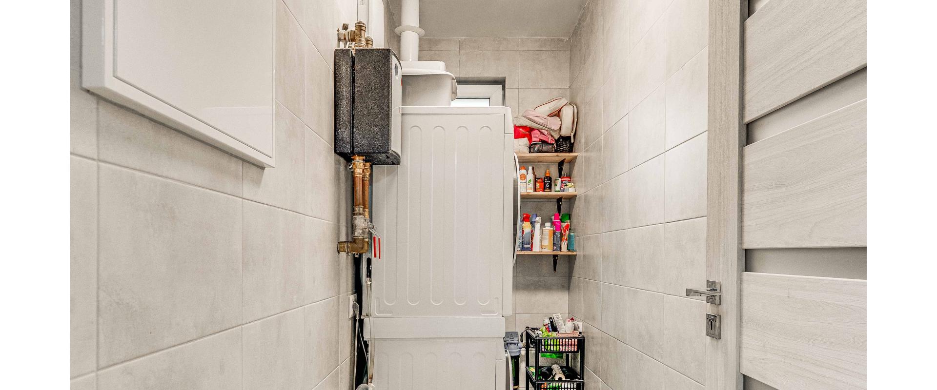 Luxusný rodinný dom s bazénom a veľkým pozemkom – Dvorníky