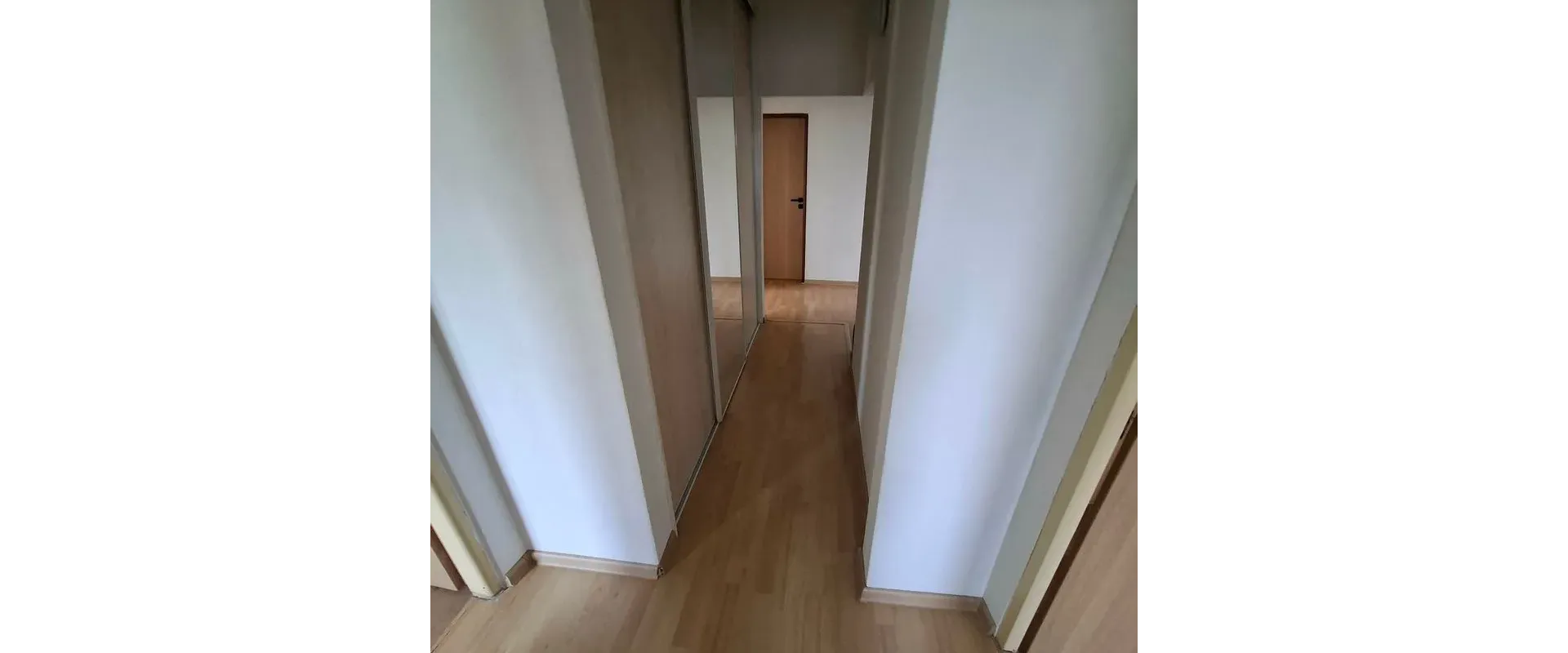 Prenájom 4-izbového bytu s 2 lodžiami v časti Nové Mesto, vhodné pre študentov