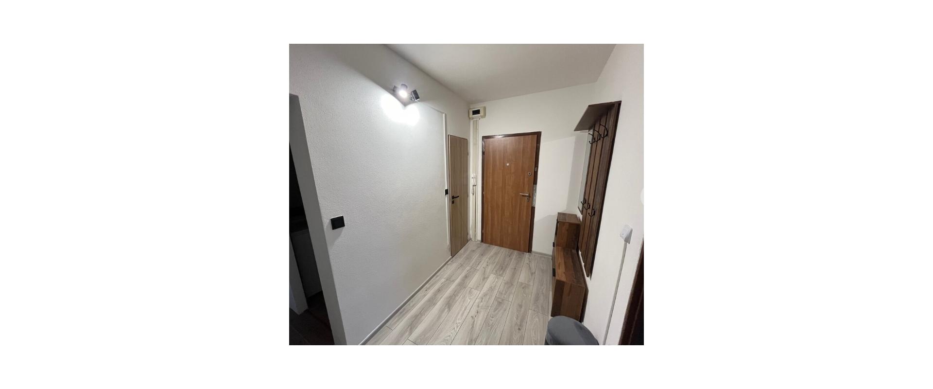 Dlhodobý prenájom 2,5-izbového bytu – Zlaté Moravce