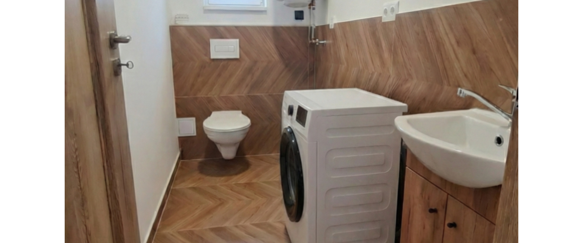 Moderný 4-izbový dom s terasou v pokojnej časti Cífera