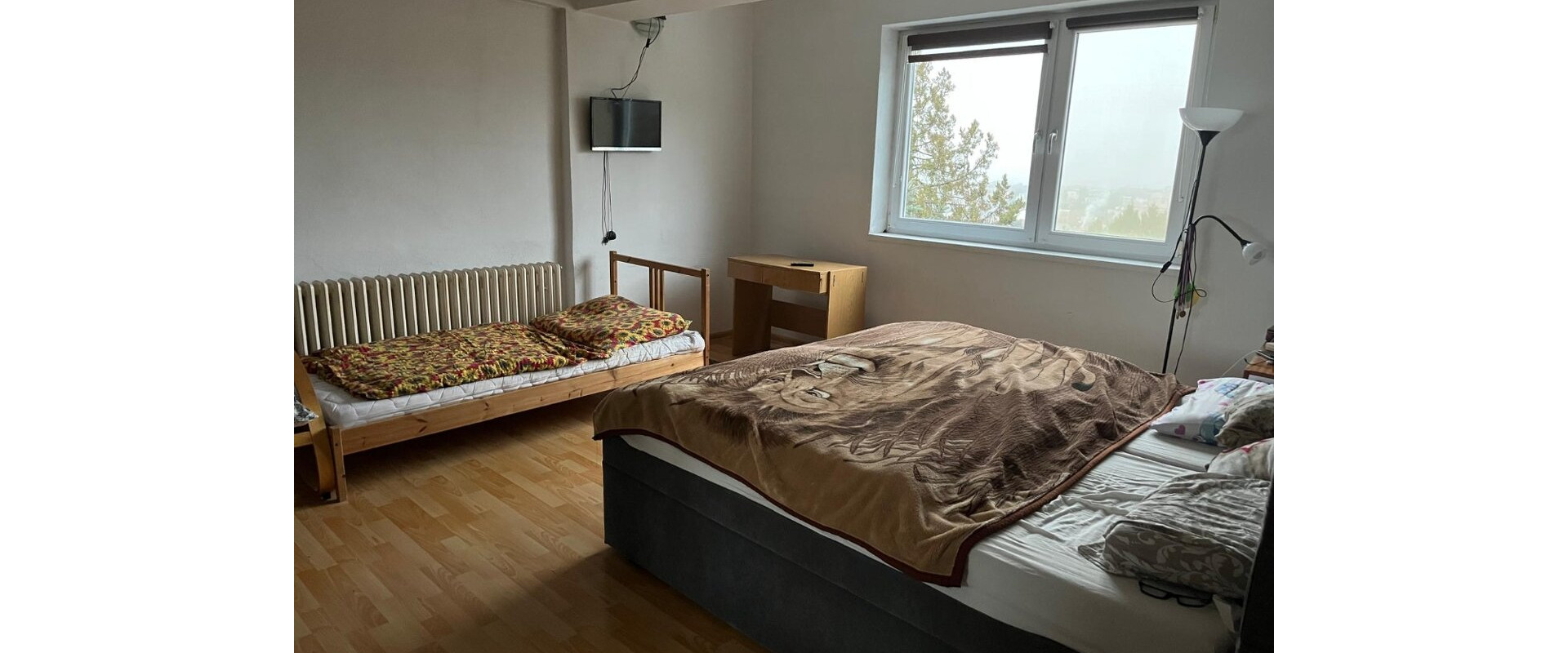 Rodinný dom Štitáre 2-generačný, 8a pozemok, čiastočná rekon