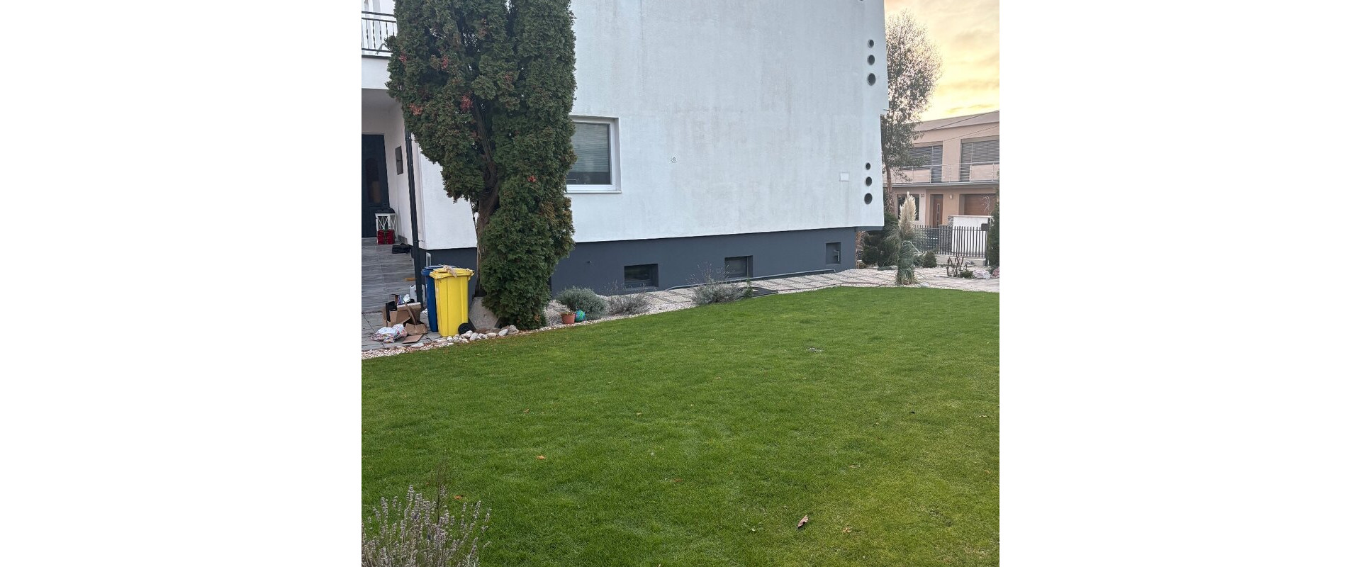 Rodinný dom Nitra - Zobor na predaj, 4-izbový s garážou