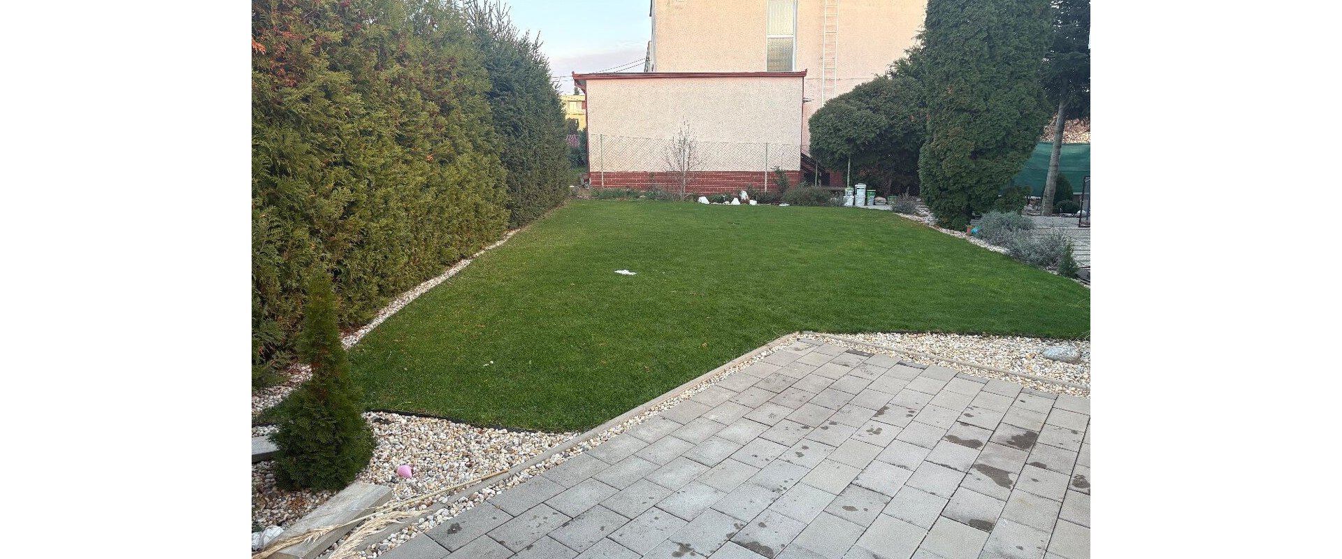 Rodinný dom Nitra - Zobor na predaj, 4-izbový s garážou