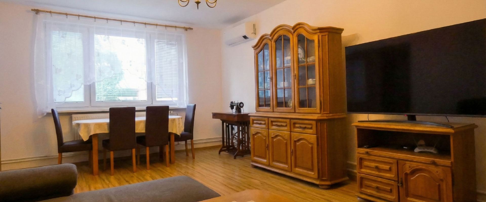 Priestranný 5-izbový rodinný dom po rekonštrukcii – Voderady