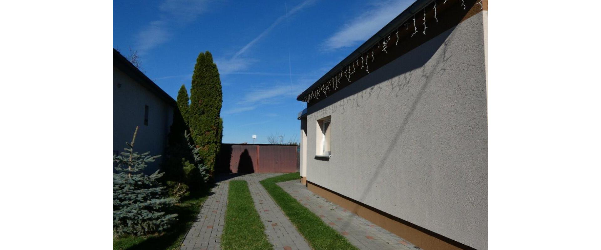 Priestranný 5-izbový rodinný dom po rekonštrukcii – Voderady