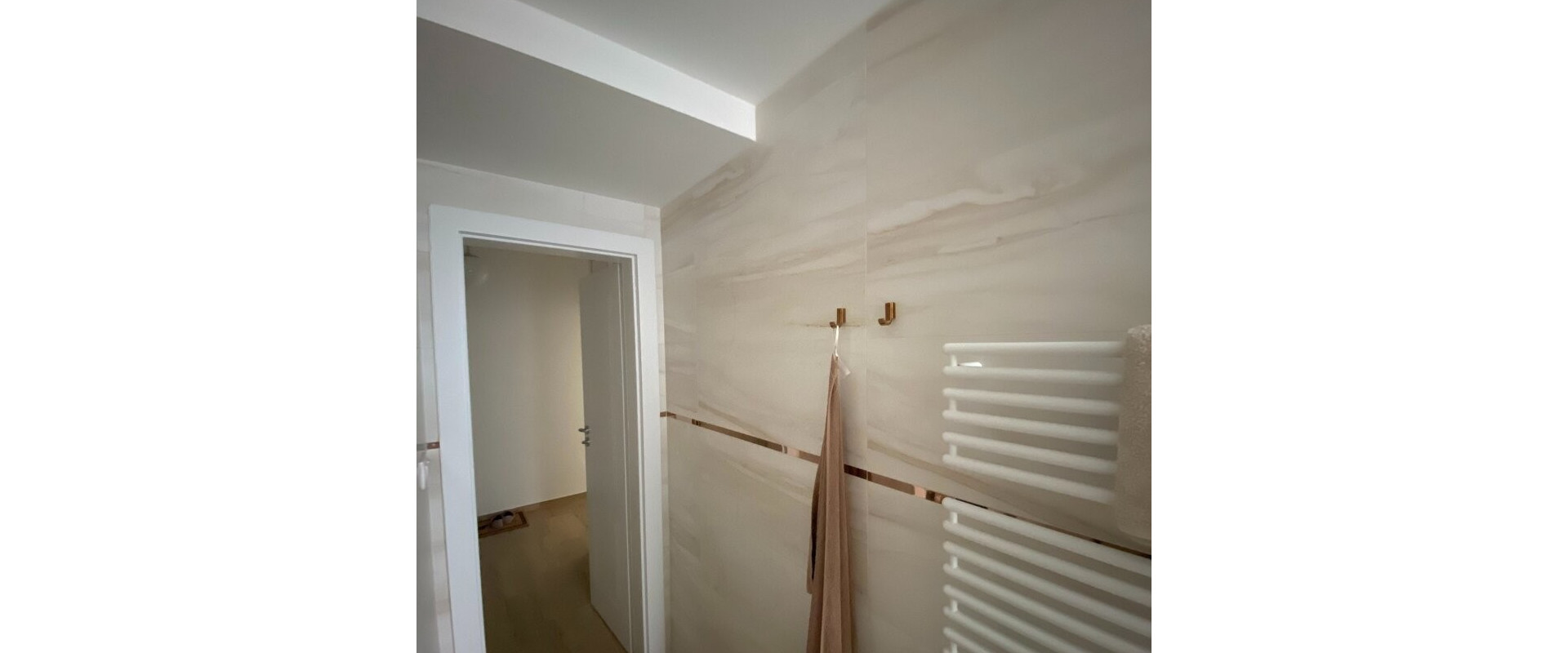 Dizajnový 2-izbový byt, balkón - Trnava, centrum