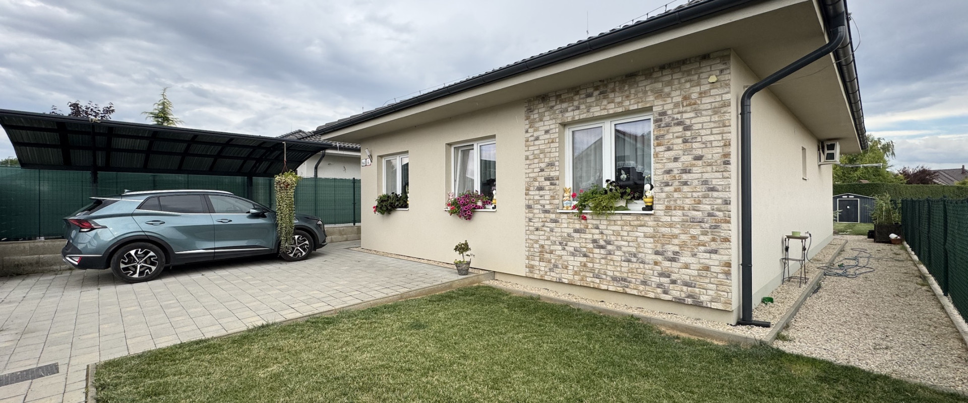 Rodinný dom Mikov dvor 4(5) izbový exkluzívne!!