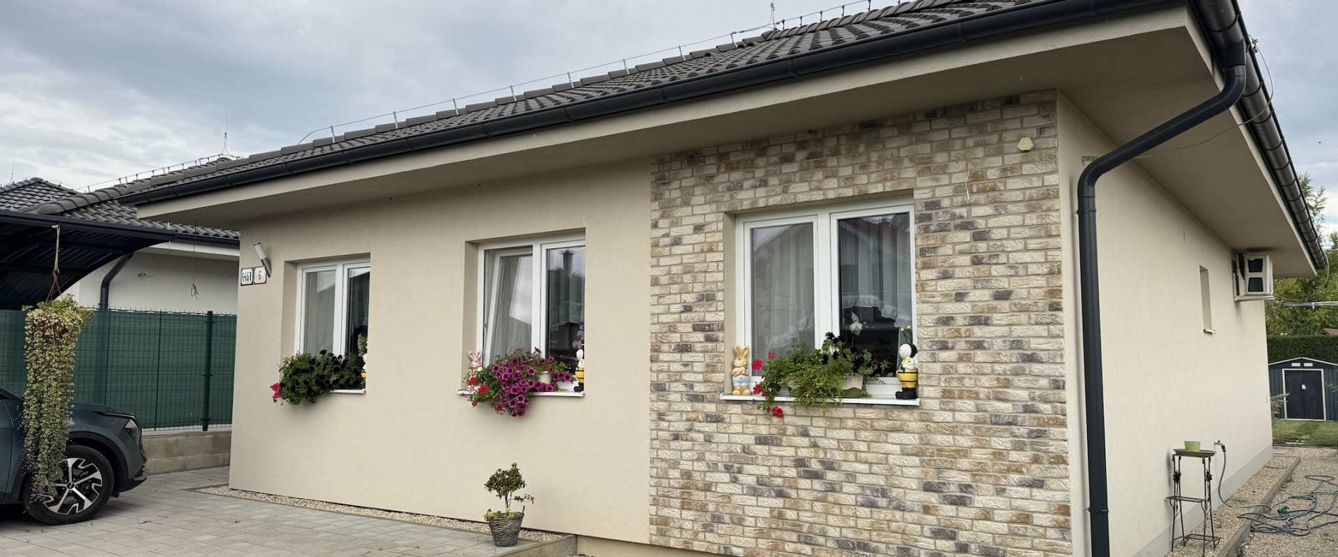 Rodinný dom Mikov dvor 4(5) izbový exkluzívne!!