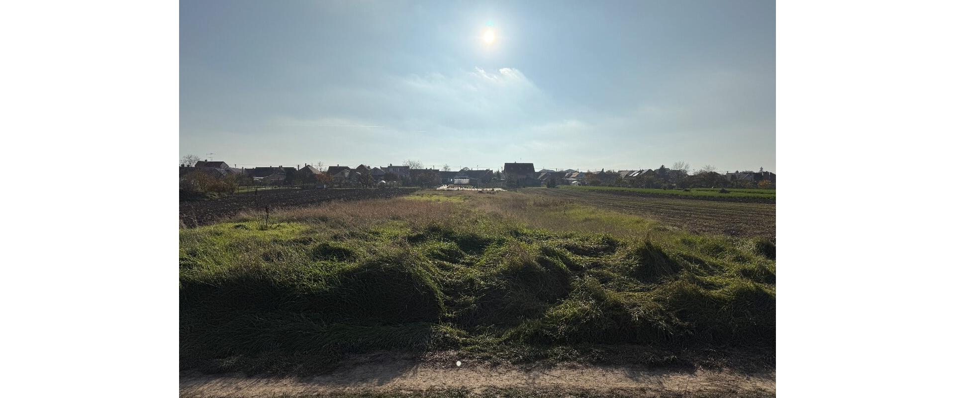 NA PREDAJ POZEMKY, obec Košolná