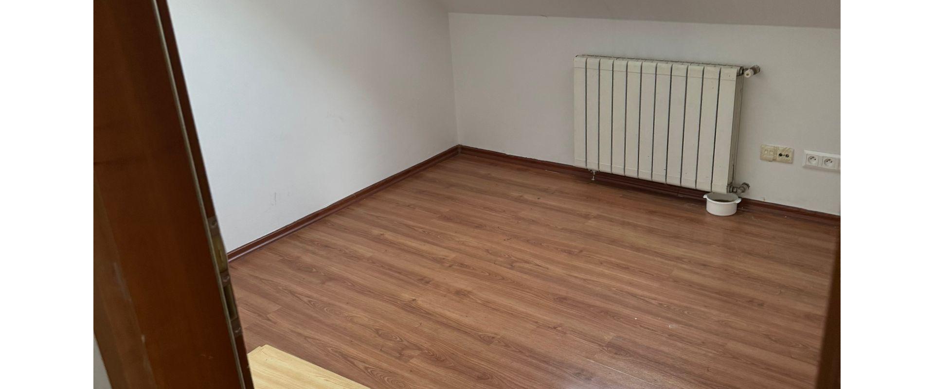 Na prenájom priestranný 3-izbový byt – Sereď, Pekárska ulica