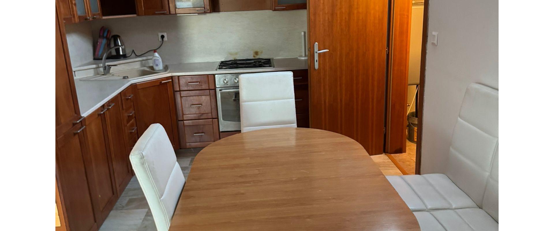 Na prenájom priestranný 3-izbový byt – Sereď, Pekárska ulica