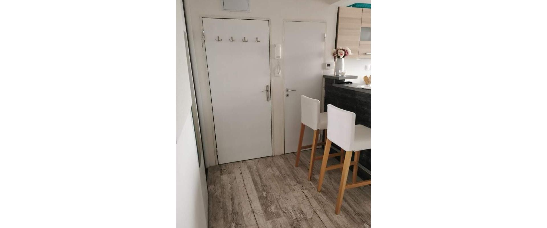 Na predaj 1-izbový byt Nitra-Juh, Čermáň s predzáhradkou