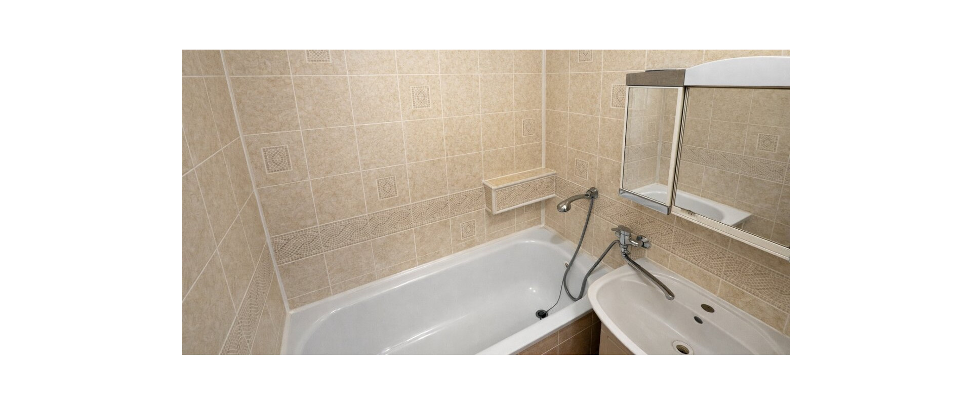 Na predaj priestranný 3-izbový byt s loggiou v Púchove