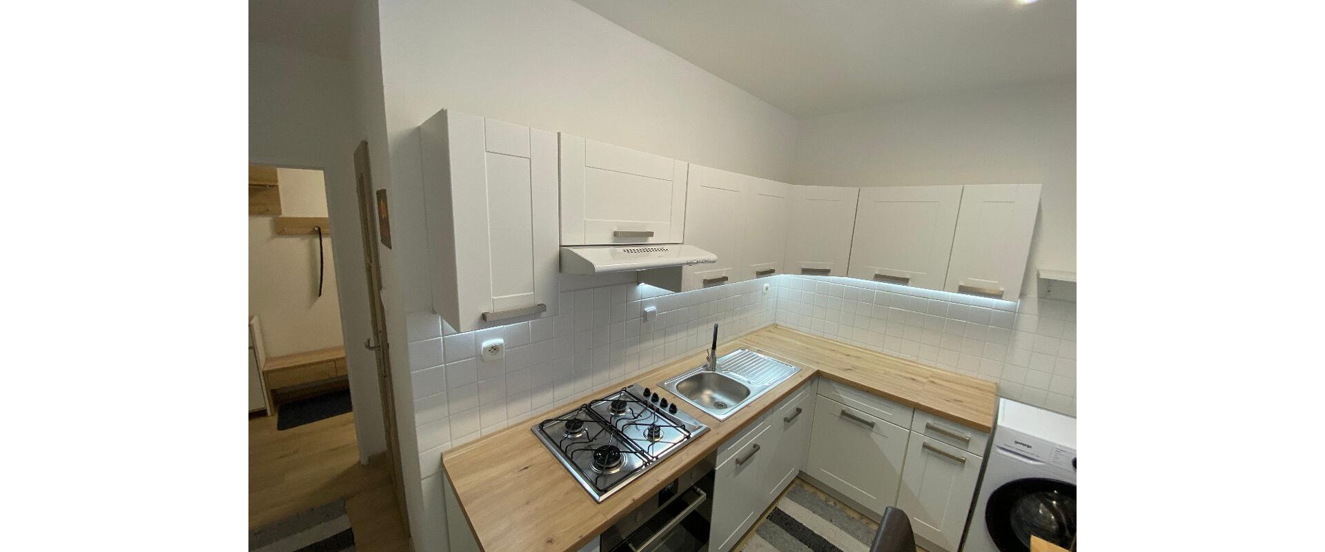 Prenájom 2-izbového bytu – 56 m², Matica slovenská