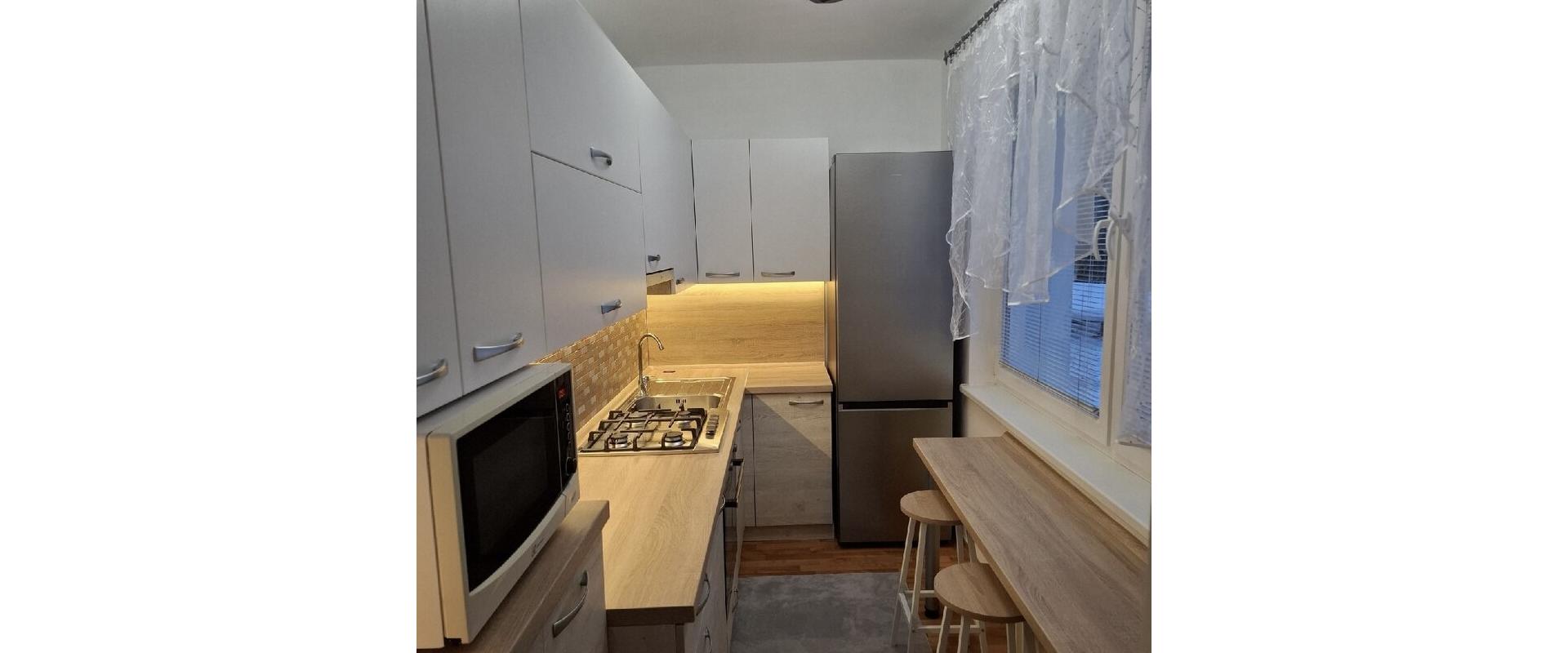 Zariadený 2 izbový byt v centre mesta Poprad