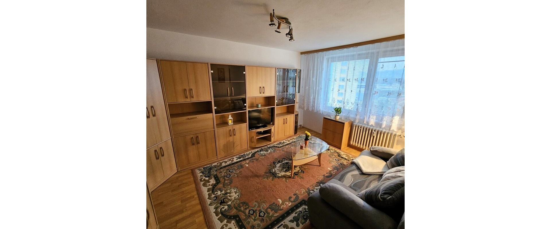 Na prenájom 1-izbový zariadený byt v centre mesta Vranov nad Topľou