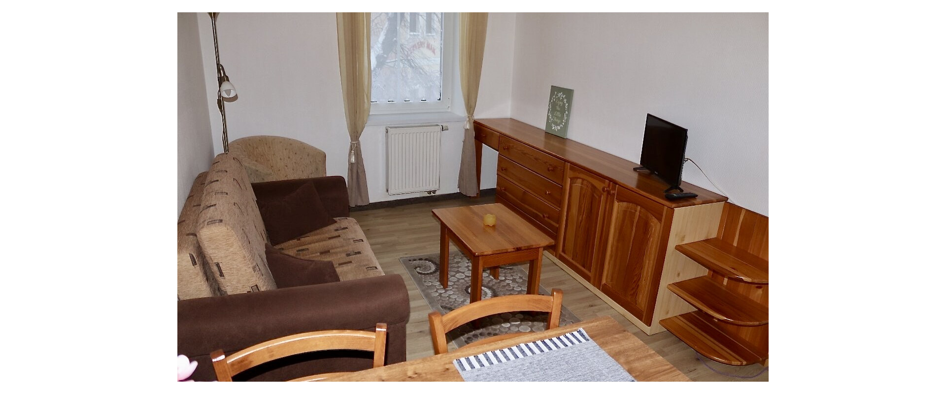 2-izbový zariadený apartmán na Velickom námestí