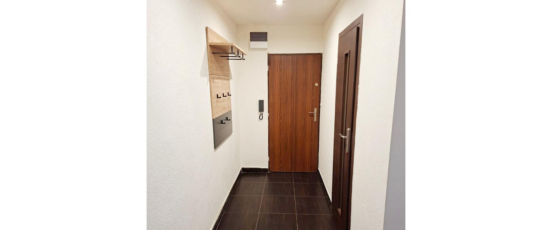 Prenájom: Moderný a Zrekonštruovaný 2-izbový Byt na ul. Murgaša!