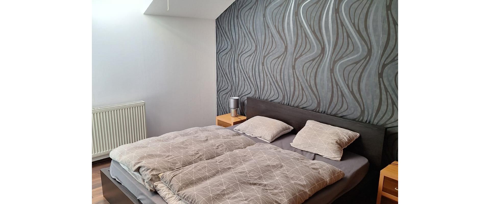 Priestranný rodinný dom s veľkým pozemkom – Chtelnica