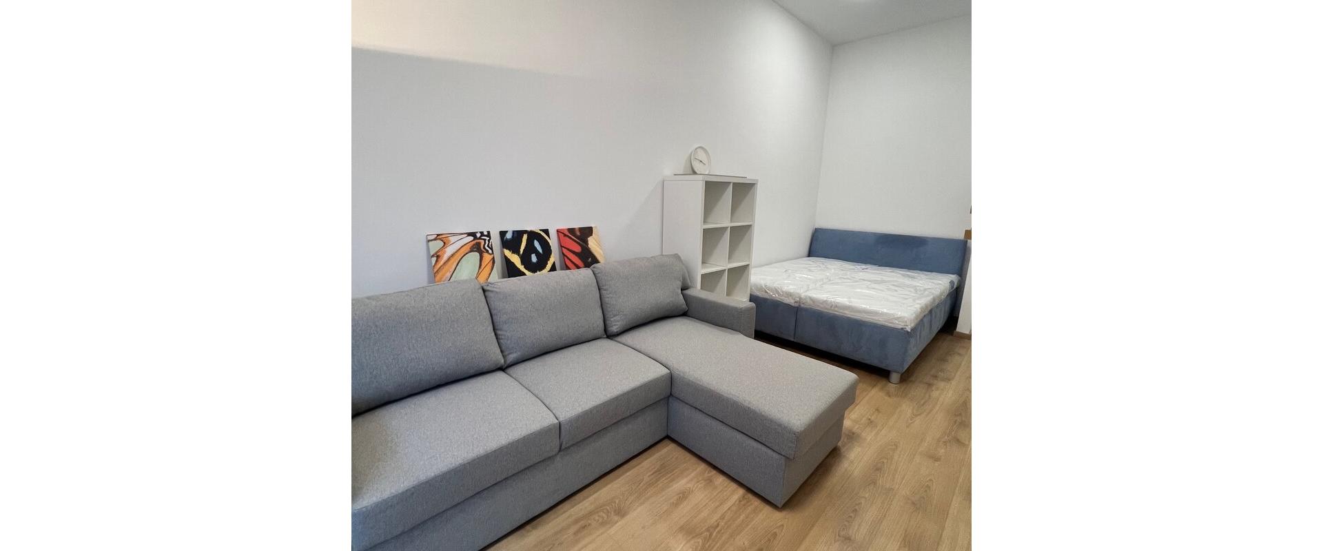 Nový 1,5 izb. byt s predzáhradkou a parkovacím miestom na prenájom v Rovinke.