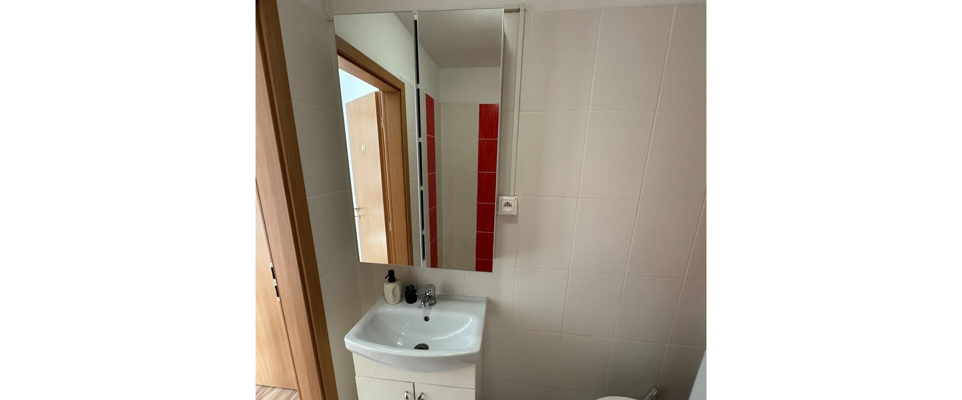 1 - izbový byt na dlhodobý prenájom s dvoma balkónmi