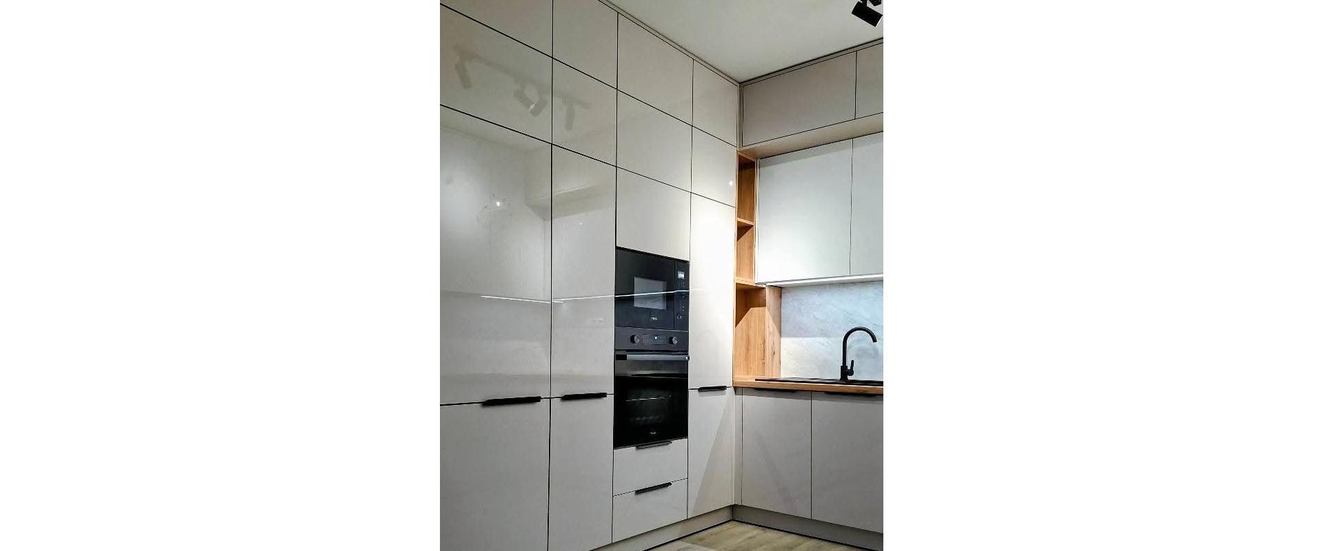 2 - izbový byt na prenájom s garážou a parkovacím miestom v nádhernom horskom prostredí