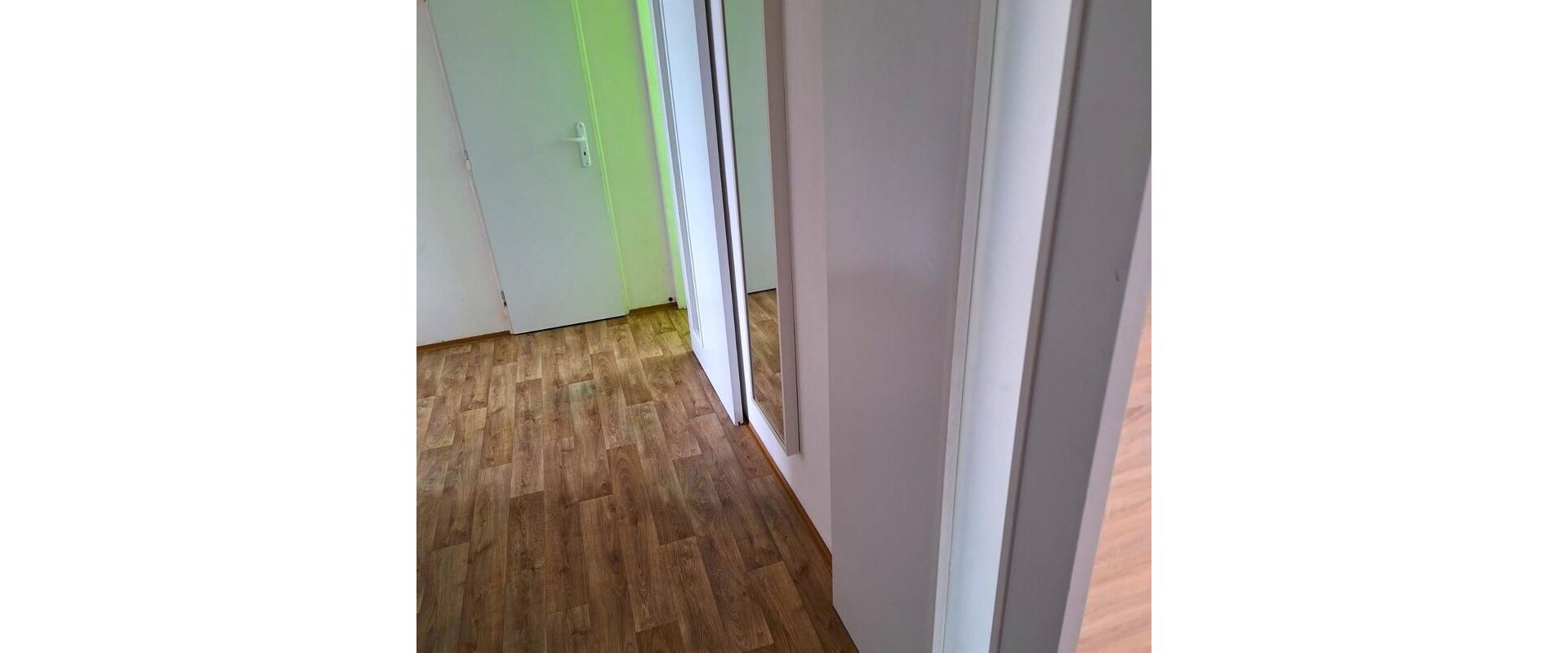 NA PREDAJ - Priestranný 3-izbový byt v tichej lokalite