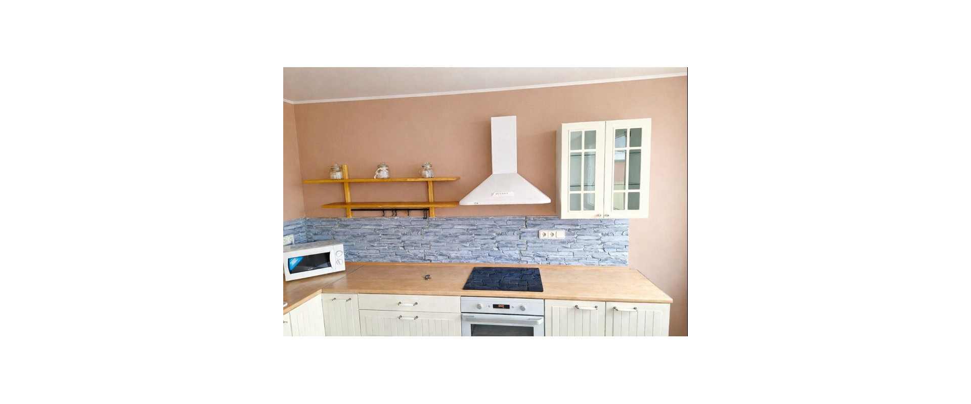 NA PREDAJ - Priestranný 3-izbový byt v tichej lokalite