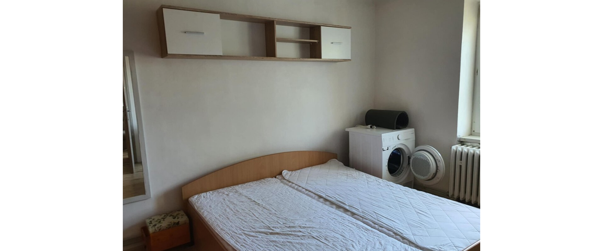 Prenájom plne zariadeného 2,5-izbového bytu v centre SNV