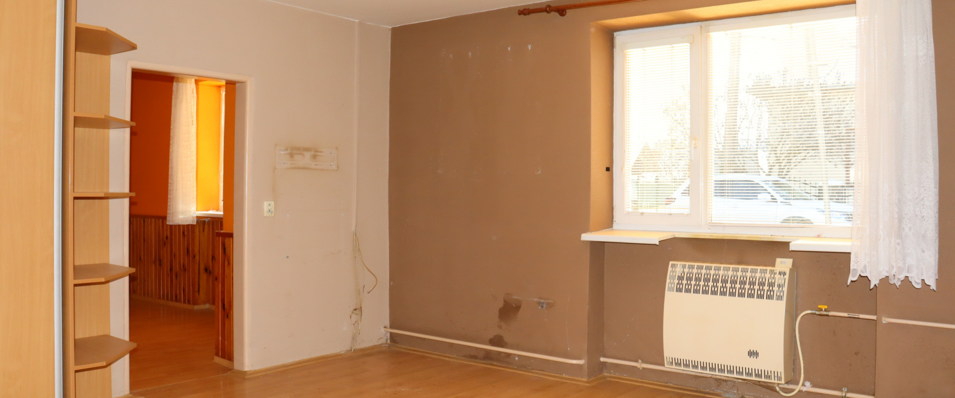 Rodinný dom s výnimočným pozemkom – Levice, priestor+pokoj