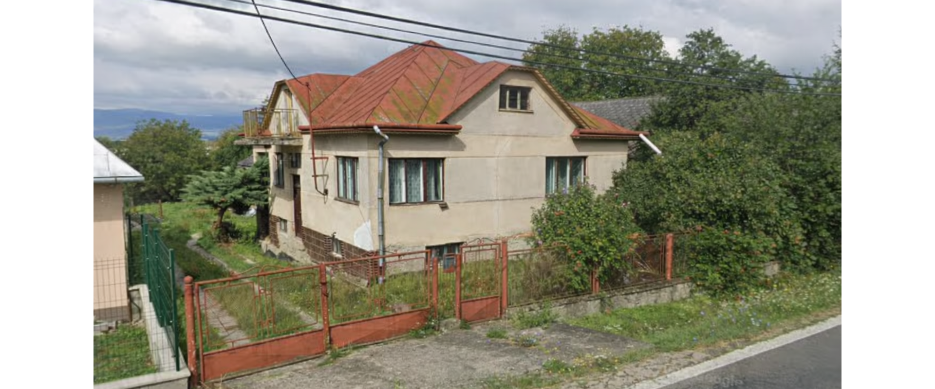 Na predaj rodinný dom s veľkým pozemkom 2 000 m² v obci Nižný Hrušov