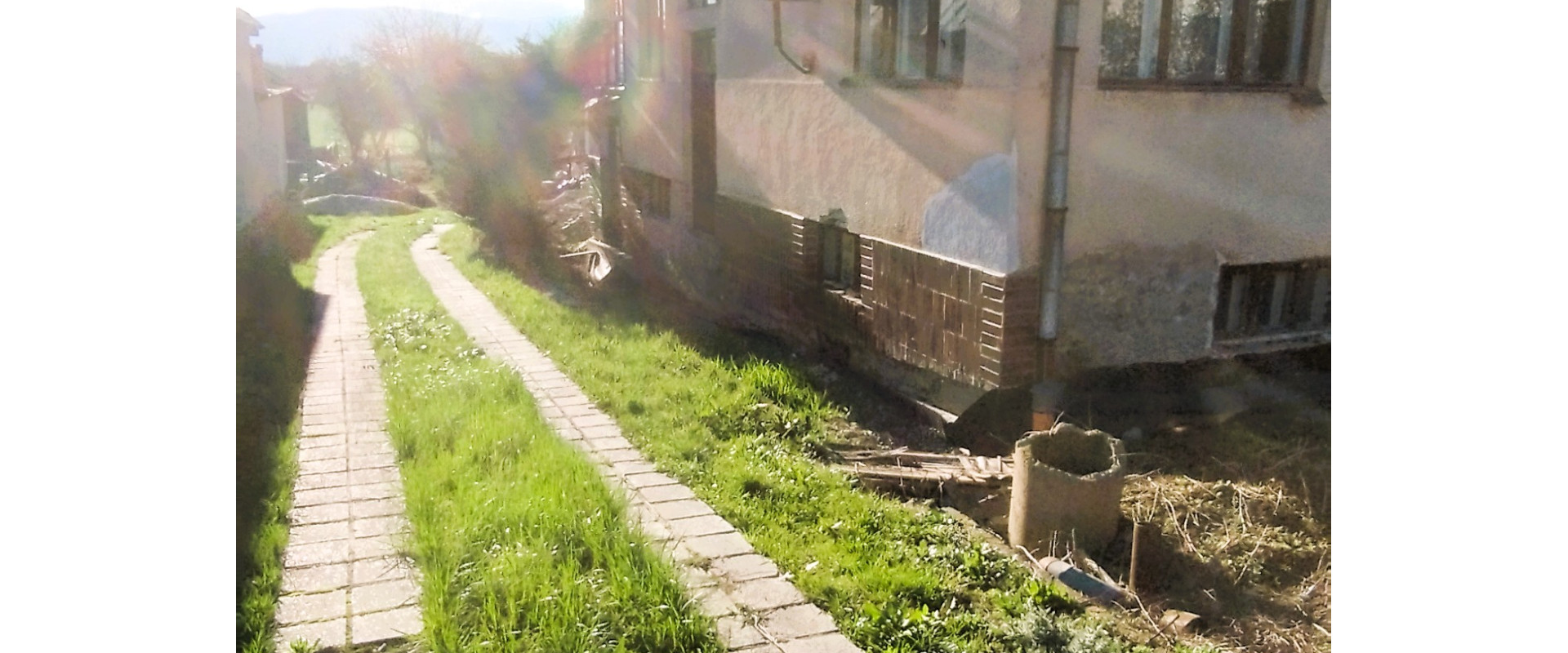 Na predaj rodinný dom s veľkým pozemkom 2 000 m² v obci Nižný Hrušov