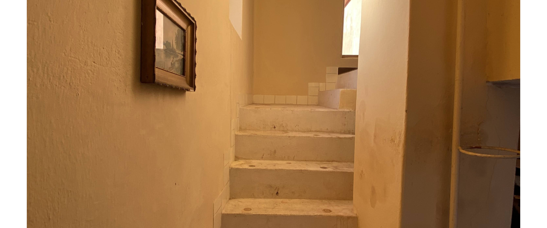 Priestranný dom Nýrovce