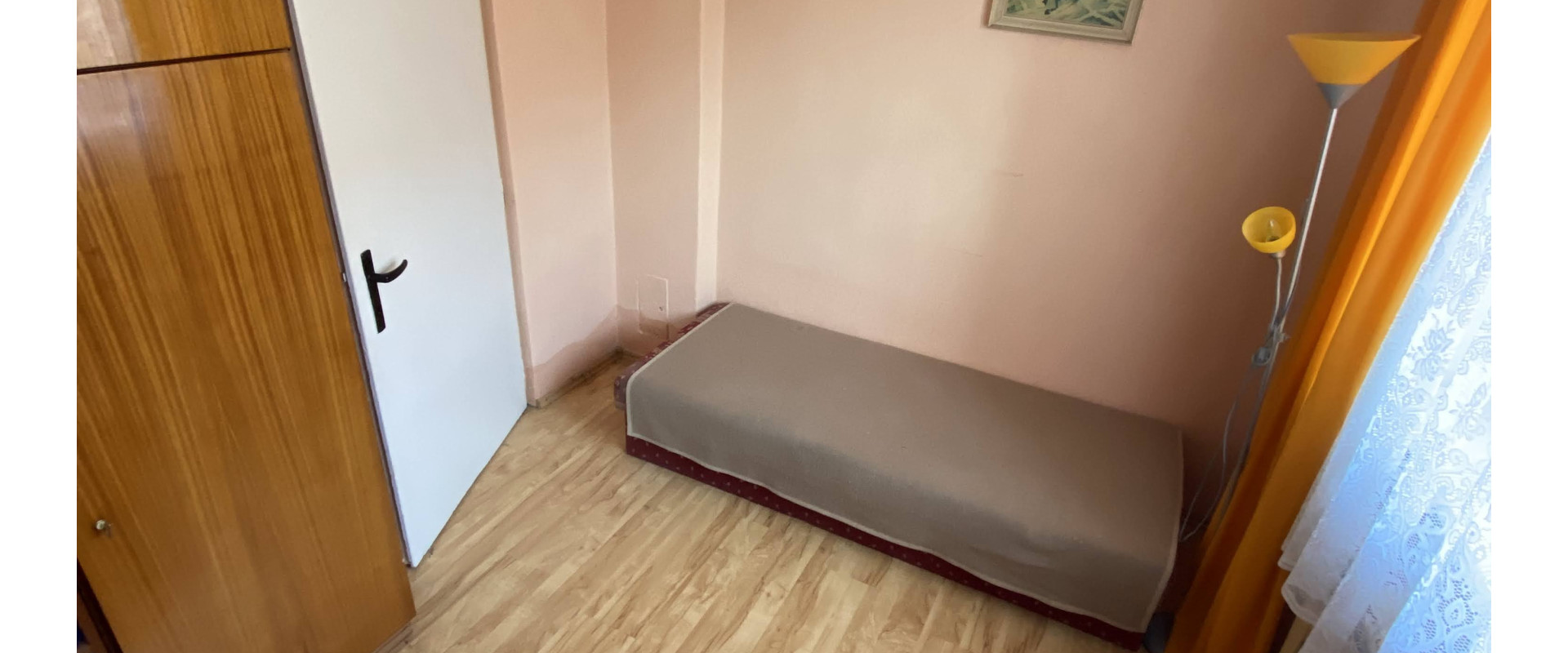 Priestranný dom Nýrovce