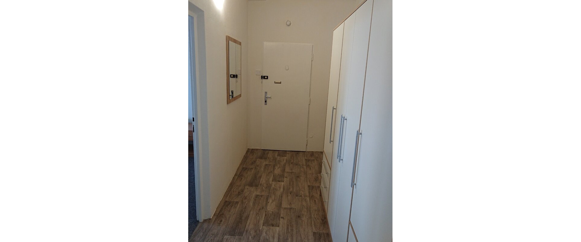 Ružinov - 3izbový byt s balkónom na dlhodobý prenájom