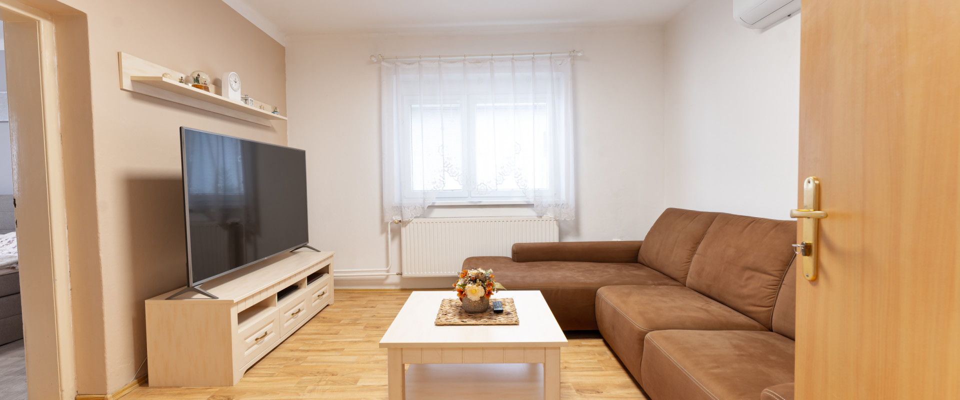 Priestranný 5-izbový rodinný dom s veľmi výhodnou lokalitou