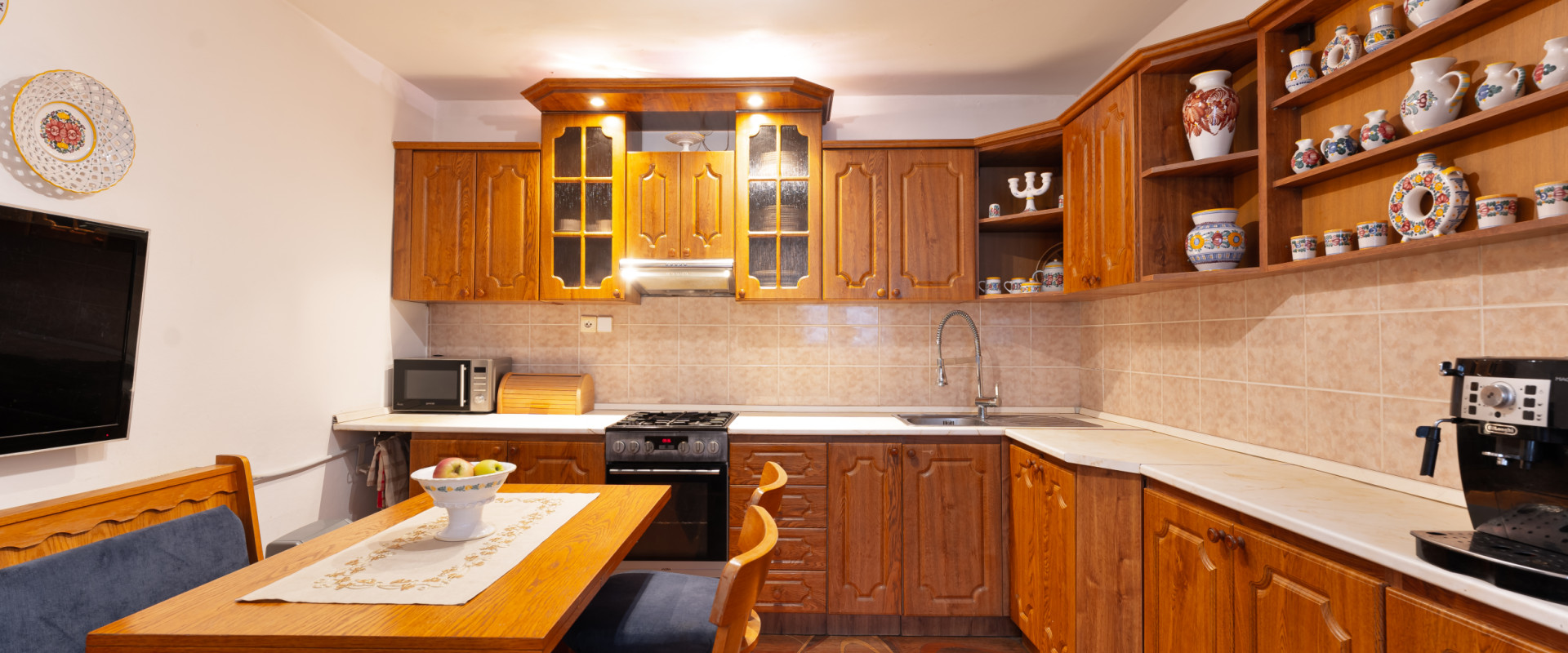 Priestranný 5-izbový rodinný dom s veľmi výhodnou lokalitou