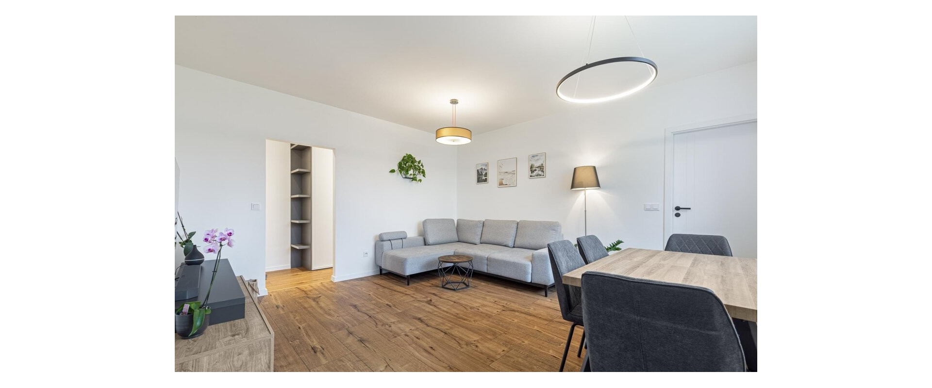 Prenájom - štýlový 2-izbový byt s parkovacím miestom