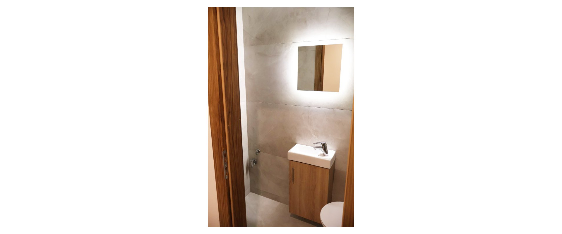 MODERNÝ 3-IZBOVÝ BYT NA MASARYKOVEJ – KOMPLETNÁ REKONŠTRUKCIA